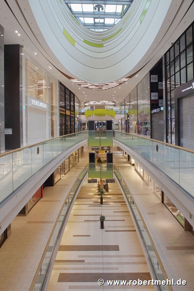 Aquis-Plaza: mall, major skylight, fig. 1