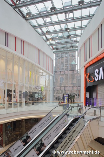 Aquis-Plaza: mall, eastern front-end, fig. 2