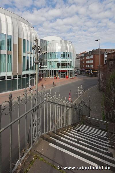 Aquis-Plaza: staircase of Adalbert-church plateau