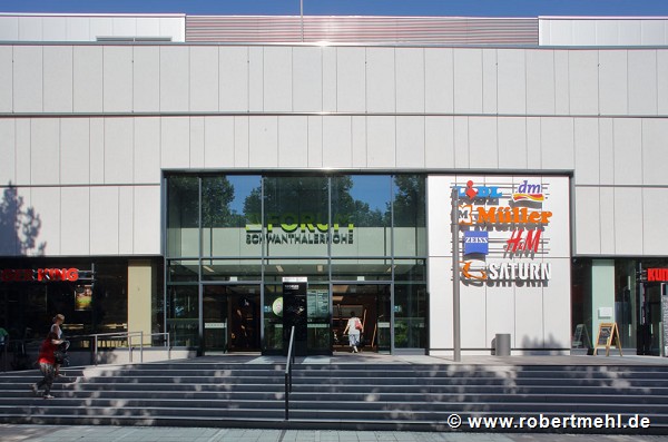 Forum Schwanthalerhöhe: entrance Theresienhöhe, frontal