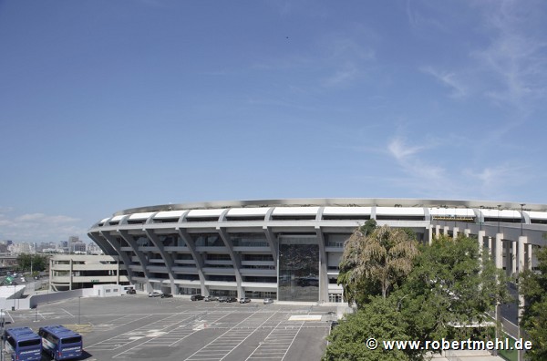Maracanã stadium: northern view, far