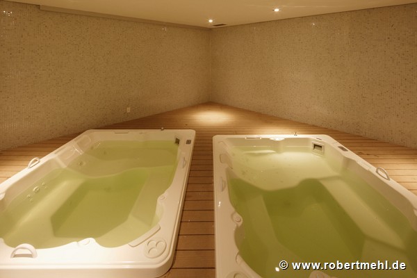 Maracanã stadium: player's baths