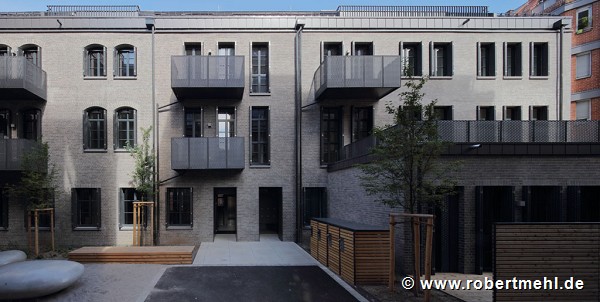 Röte-streetquarter-housing, module B: southern view, fig. 1