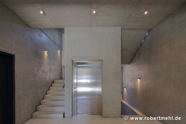 Röte-streetquarter-housing, module B: ground-floor stair-house