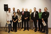 Gruppenfoto mit Prof. Fred Renft (FH Köln), Bildmitte